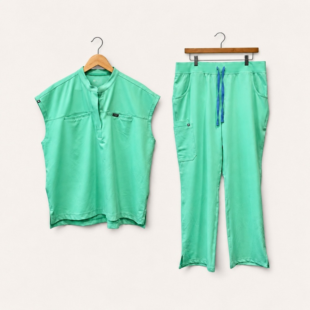 FIGS Kade Cargo Scrub Pants Womens XL Seafoam Green Straight Leg 1000219R